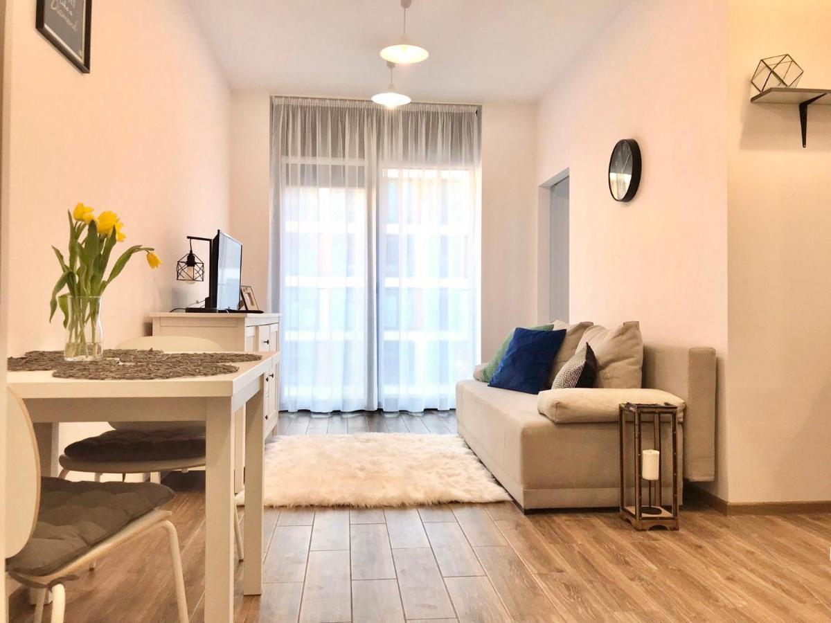 Apartment Active Moon *